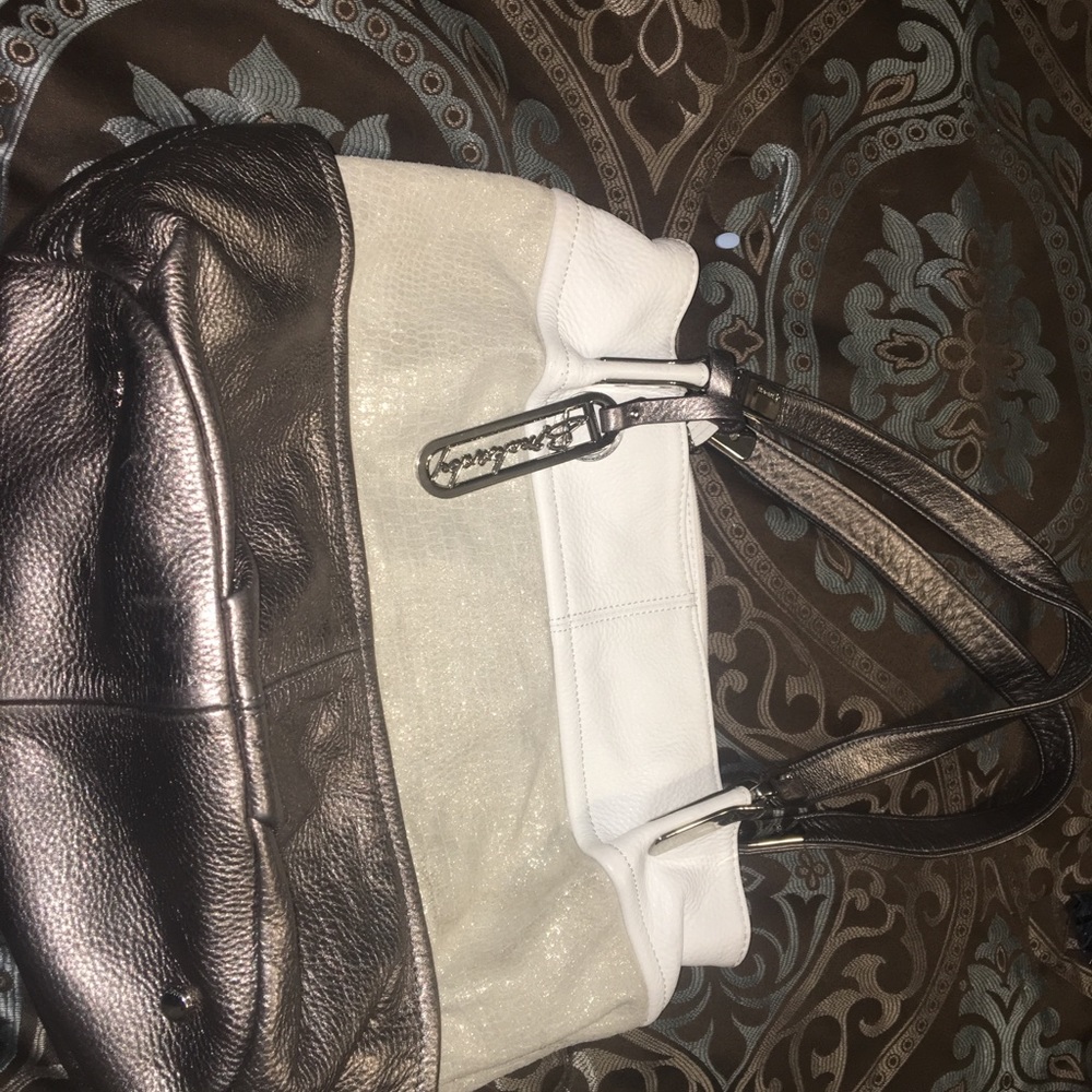 B Makowsky Tricolor shoulder bag